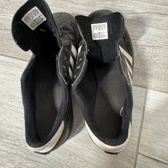 Adidas Samba Classic Indoor Soccer Shoes Kids Size 3.5 Black & White Leather Sue - Picture 6 of 7